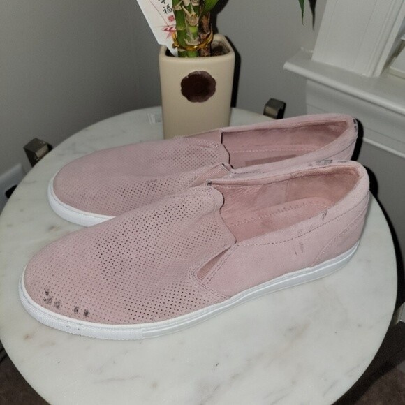 NWOT Bar lll Men's pink loafers - Picture 2 of 4